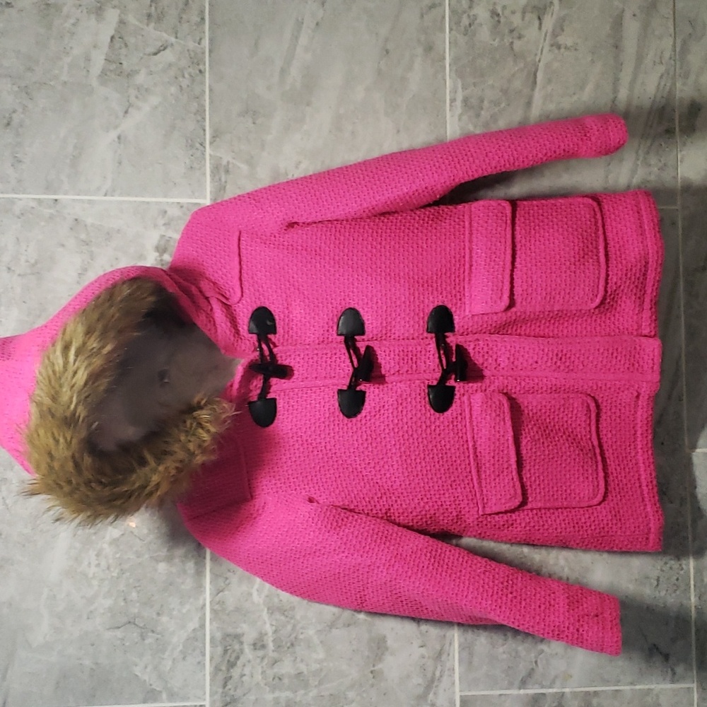 Girls coat with fur